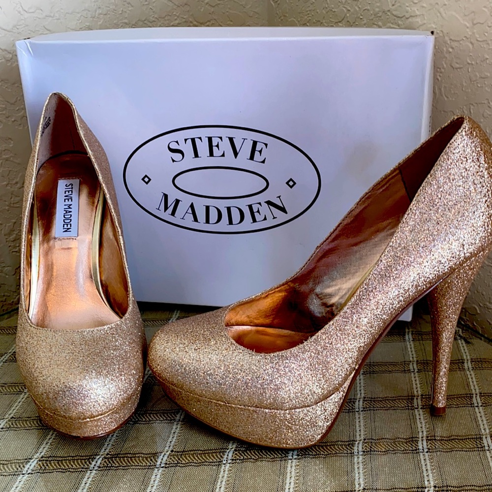 Steve Madden platform heels gold sparkle